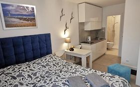 FLOU Przystań Letnica 2, noclegi plaża 700m